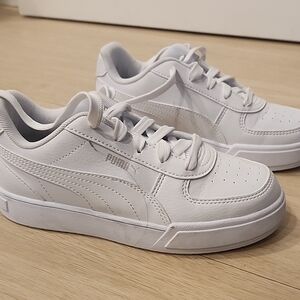 Puma White Sneakers with Smooth Leather Upper and Rubber Sole